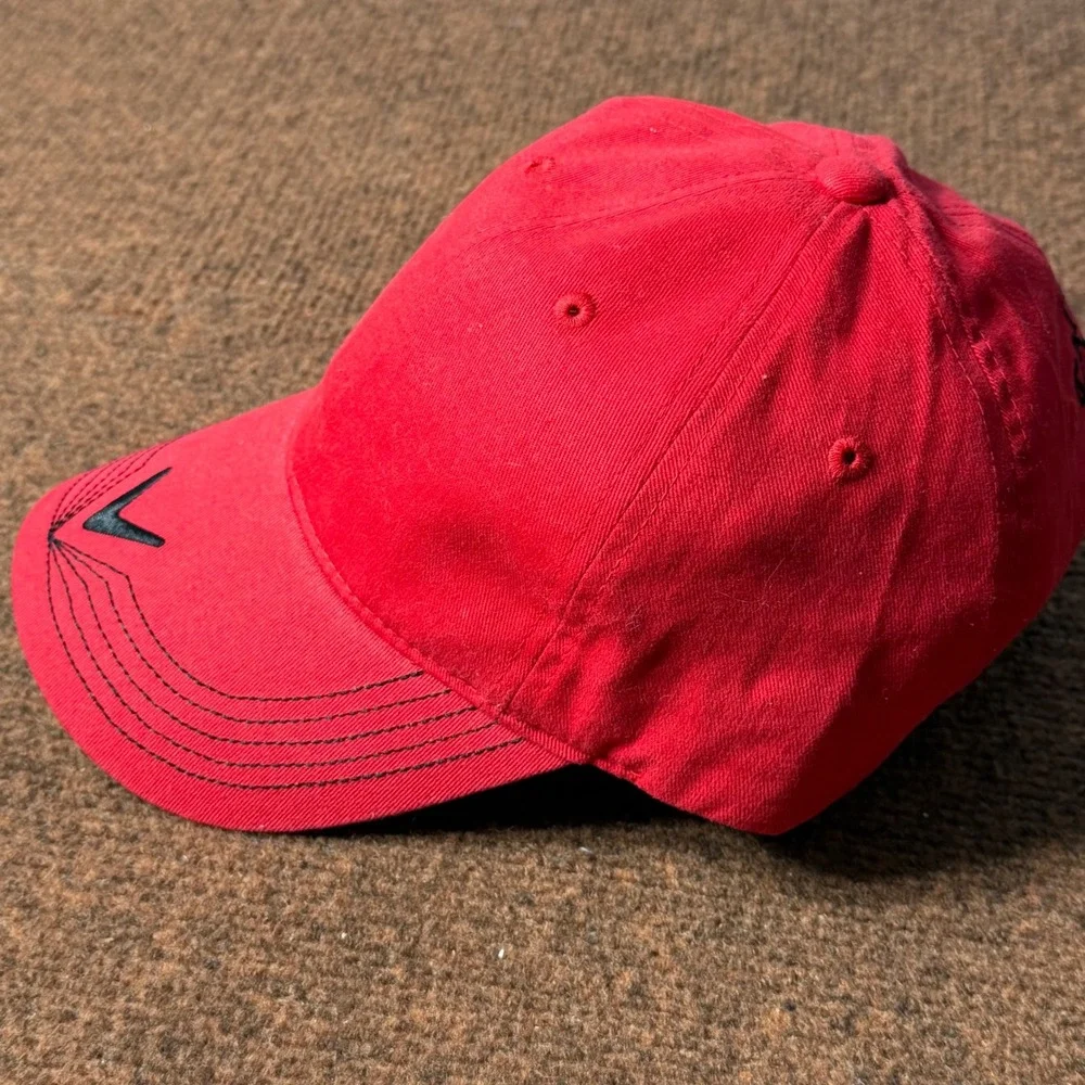 A+ Callaway C-Tech Mens Golf Hat Red Cotton Baseball Cap Chevron Logo Adjustable